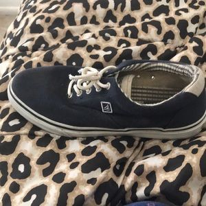 Size 10 in men speedy top sider